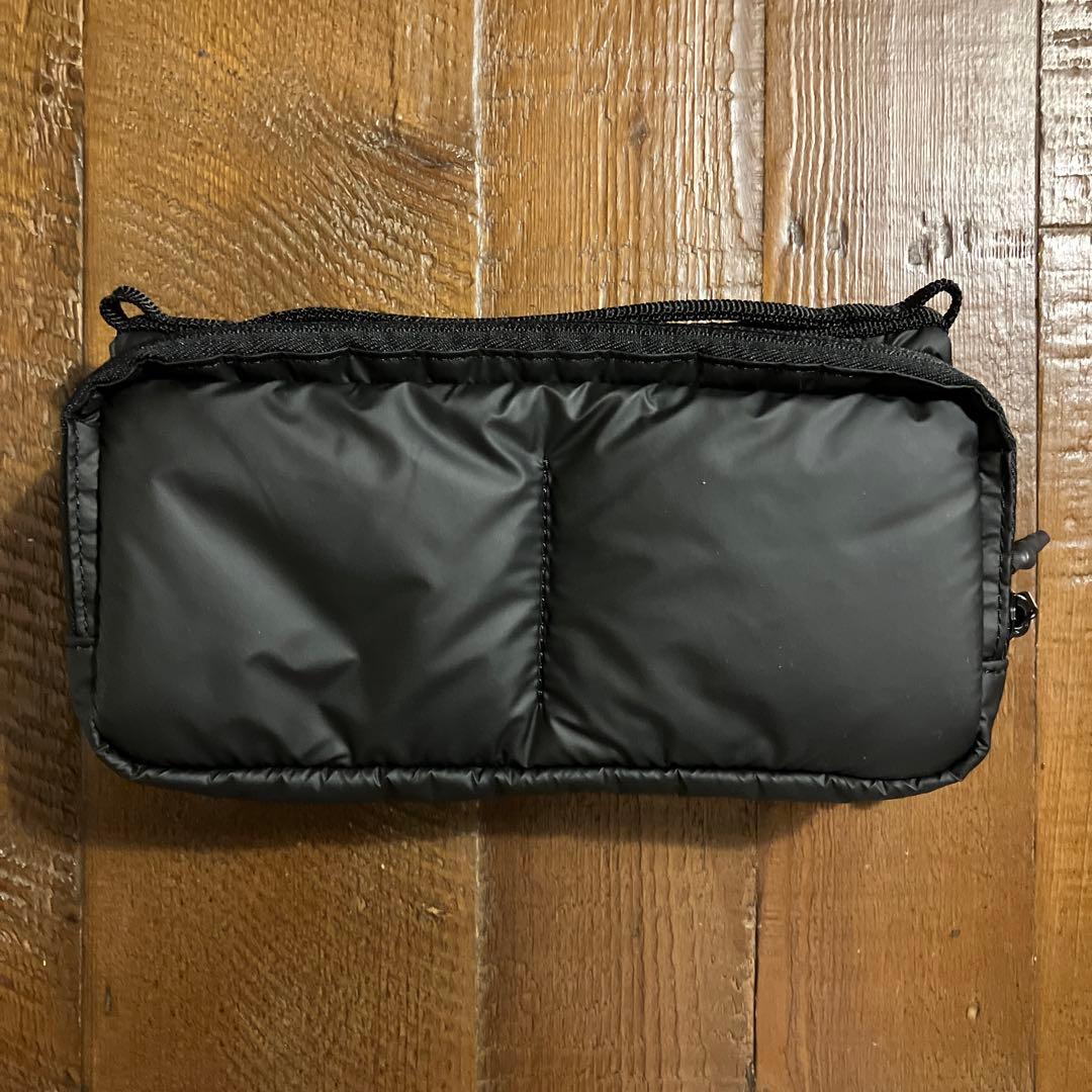 topologie トポロジー ボトルサコッシュ black Puffer - メルカリ