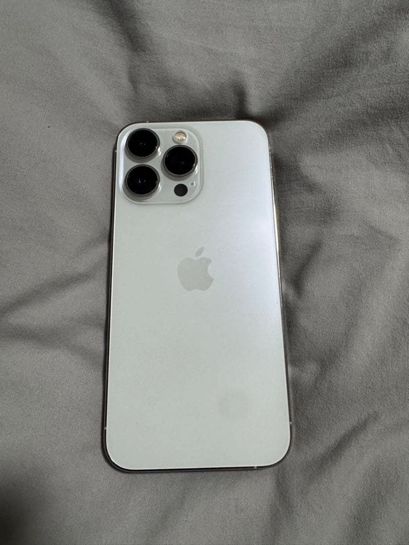 タイムセールApple iPhone 13 Pro シルバー 本体 お値下げ可能 期間限定値下げ中 〜6/23【極美品】iPhone 13 Pro 256gb シルバー