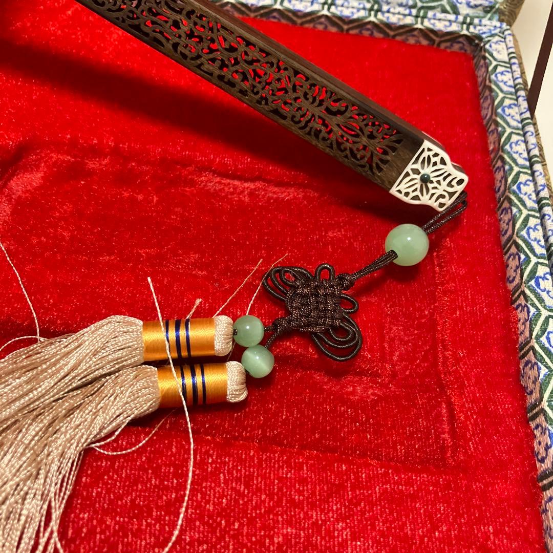 中国美術 唐木造 白檀透彫刻 翡翠 軍配型硯屏 団扇 唐物？