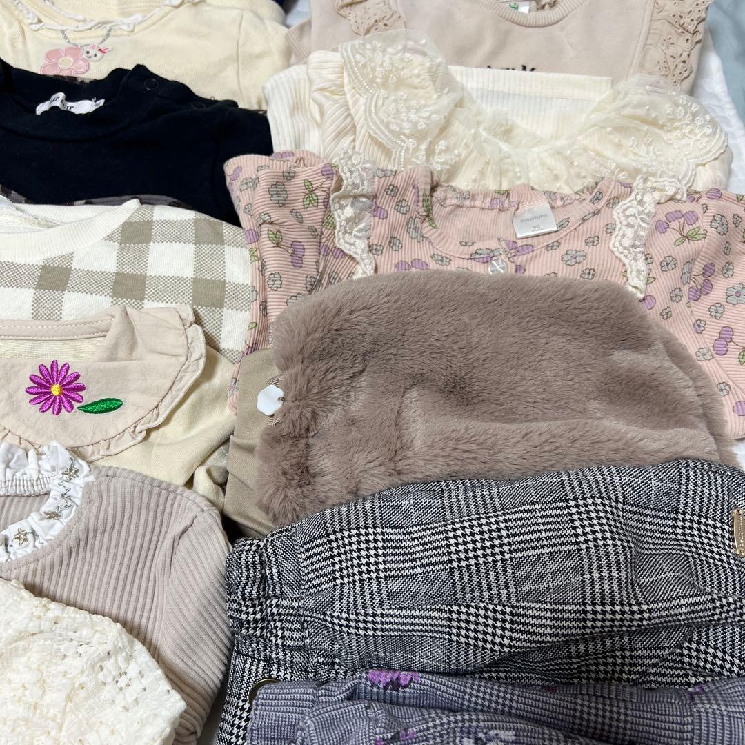 ら*@様 女の子　秋冬服　まとめ売り　90〜95サイズ　50点以上　おまけ付き