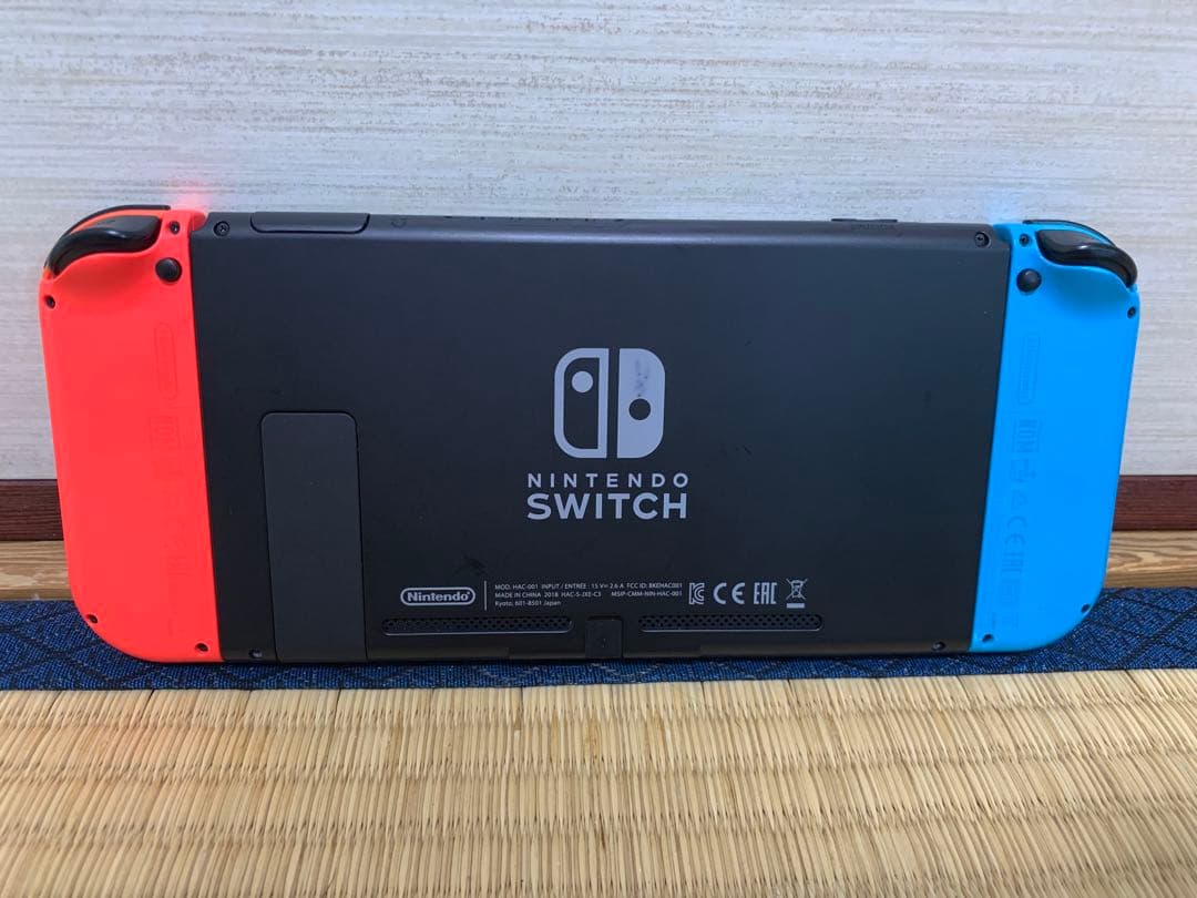 Nintendo Switch 本体 青/赤 写真にある物が全てになります