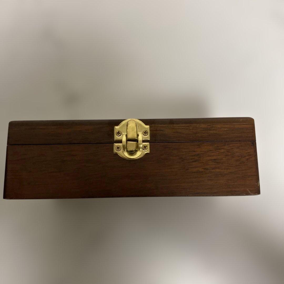 未使用 マリリンモンロー没後30年記念トランプ木製トランプケース 米国