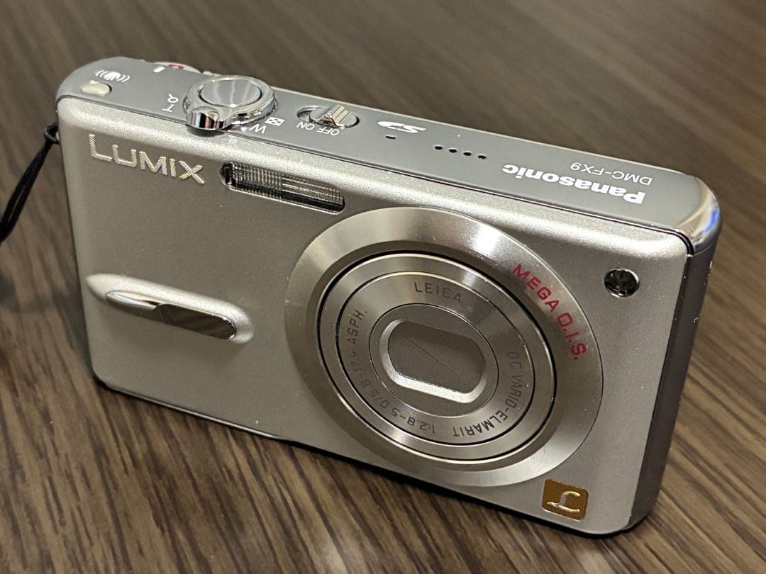 【バッテリー新品・美品】Panasonic(パナソニック)デジカメ(コンデジ) Panasonic（パナソニック） DE-A91AR デジタルカメラ 用の 純正