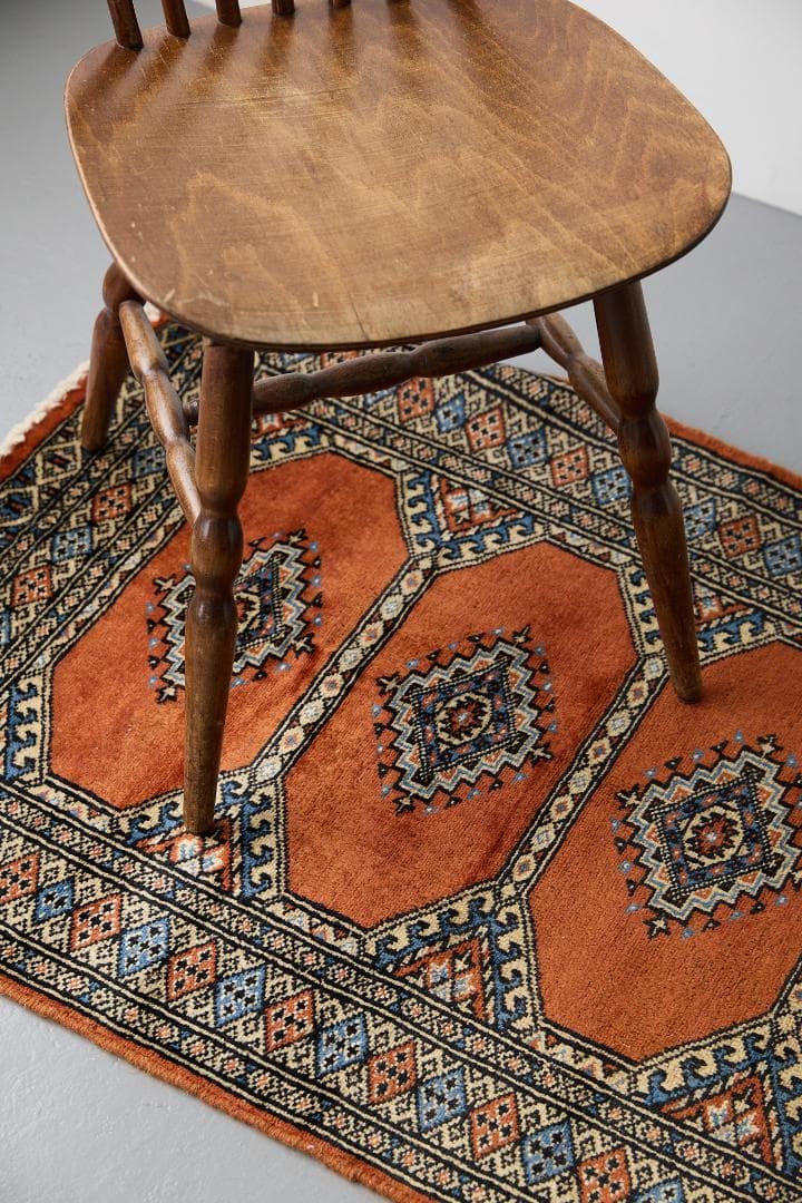 ヴィンテージラグ トライバルラグ パキスタン産（121×77cm）橙 茶