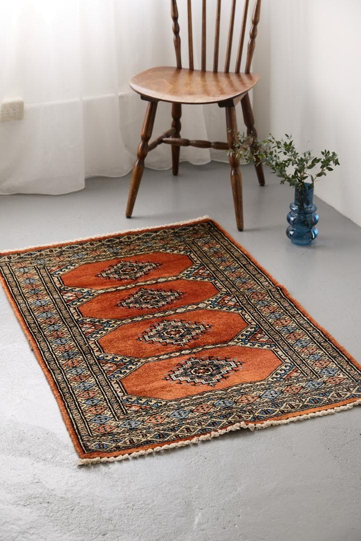 ヴィンテージラグ トライバルラグ パキスタン産（121×77cm）橙 茶