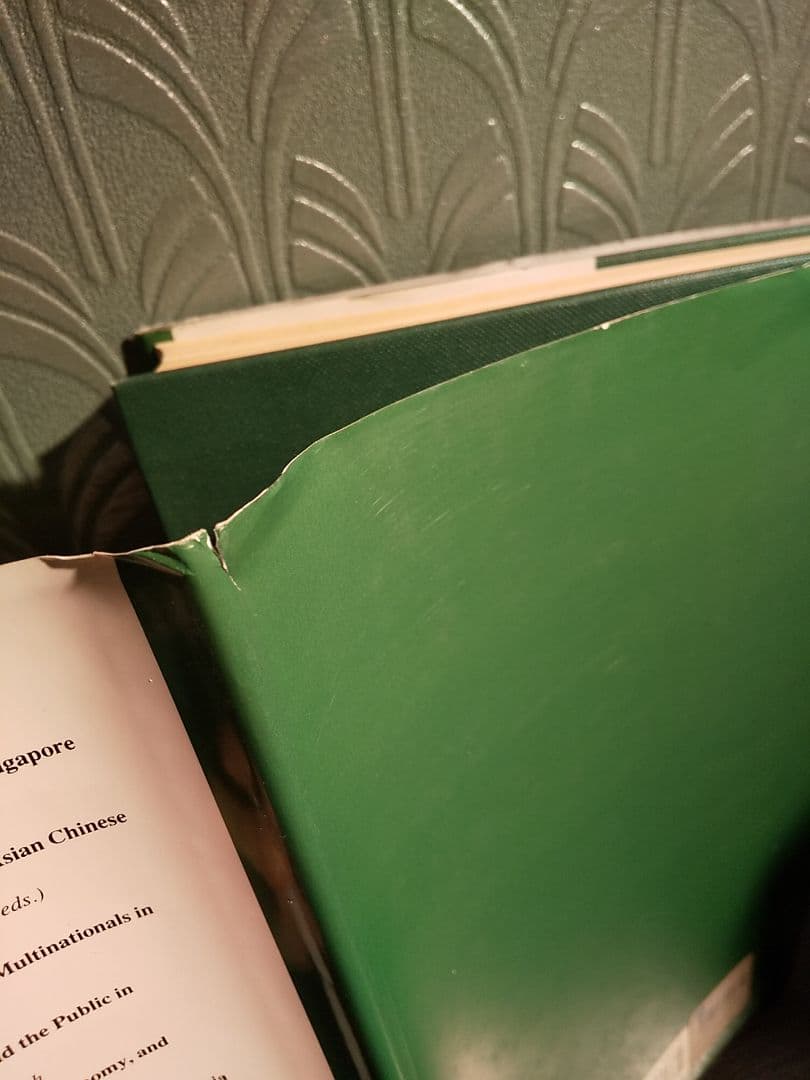 洋書〉多民族性の意味：シンガポールにおける民族性と民族関係のケース