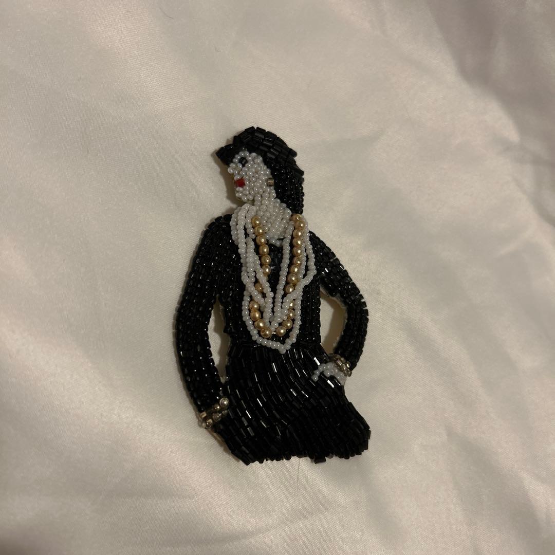 Marianne Batlle（マリアンヌ・バトル）ビーズ刺繍ブローチ／パリ製 MARIANNE BATLLE（マリアンヌ・バトル） Y ST LAURENT Dot Brooch | KOKO