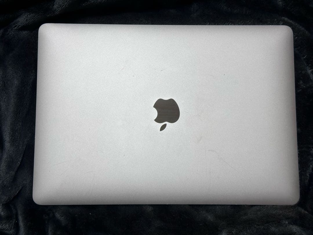 MacBook Air A1932 ゴールド 液晶割れ ジャンク品 - メルカリ
