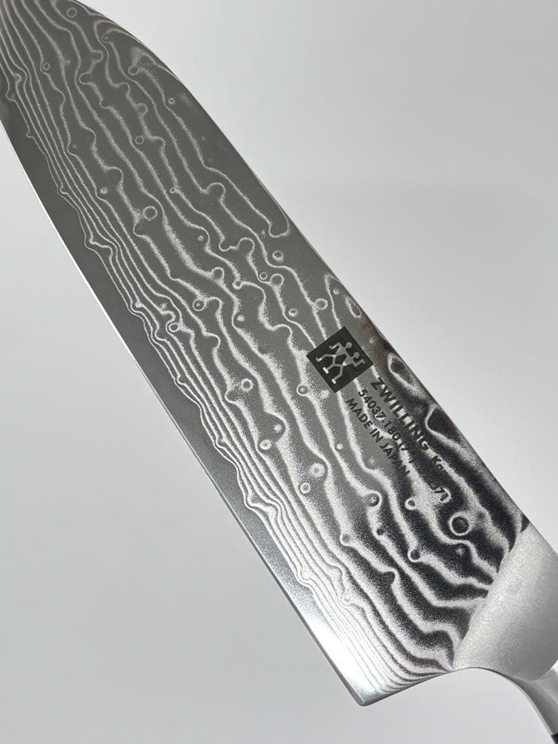 恵子さん専用】ツヴィリング Kanren 三徳包丁 18 cm 低 価格