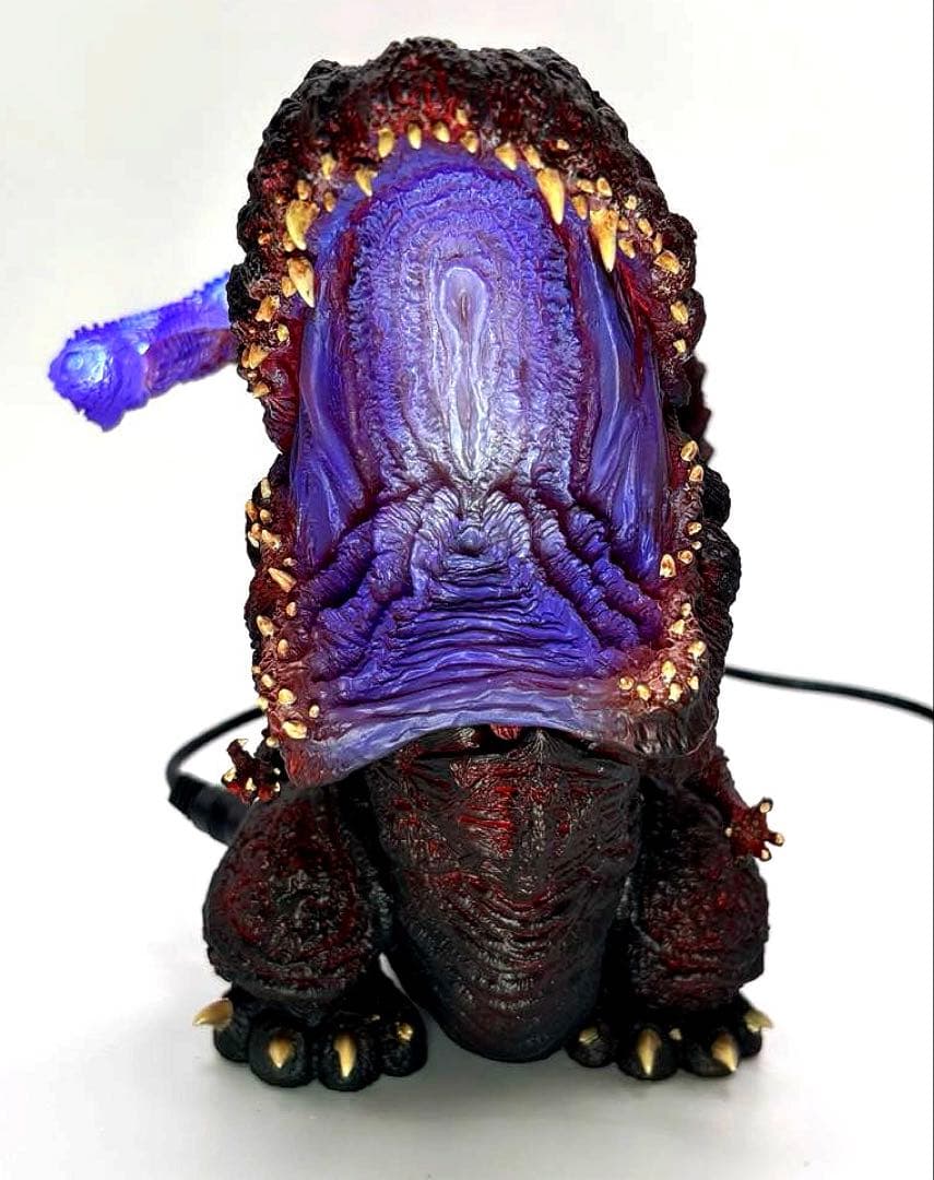 デフォリアル シン・ゴジラ ゴジラ(2016) 覚醒発光Ver - メルカリ