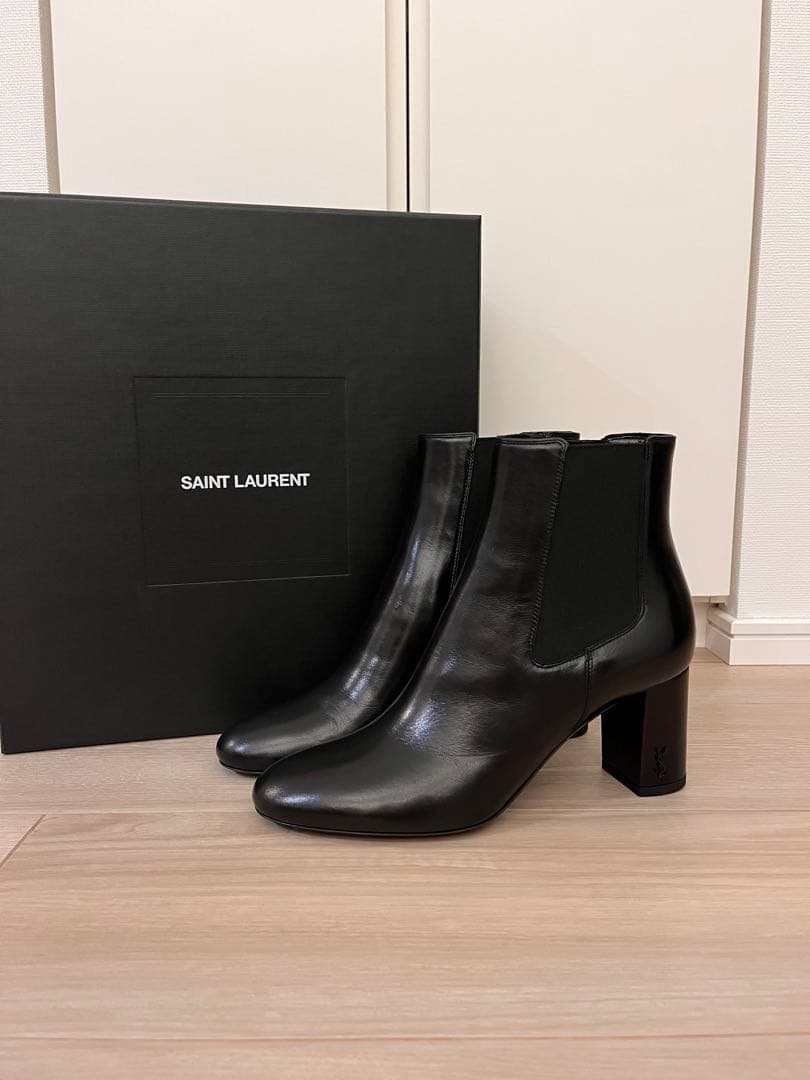 SAINT LAURENT ブラック サイドゴアブーツ SAINT LAURENT PARIS サンローランパリ サイドゴア レザーブーツ