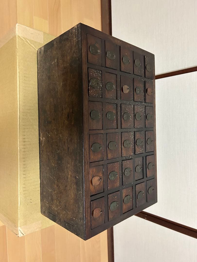 ち*み様 アンティーク 小引出し薬箪笥 昭和初期 木製小引き出し レア物