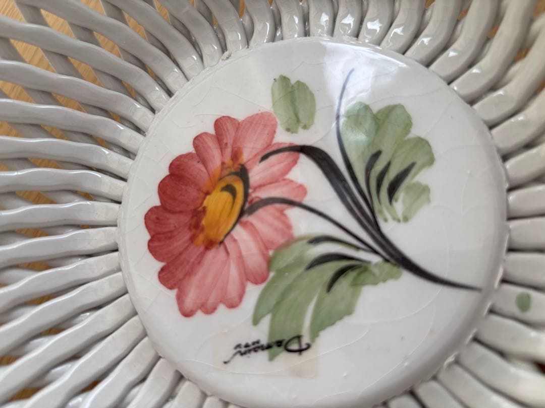 花柄装飾 八角形陶器バスケット