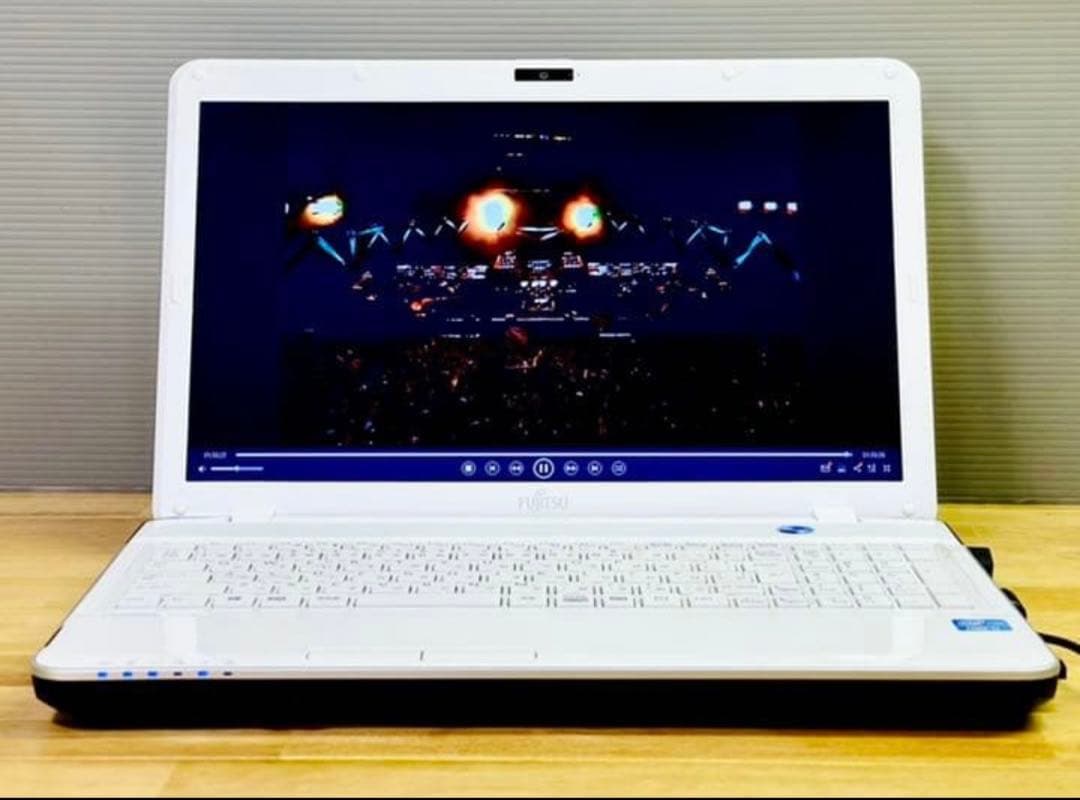 美品★webカメラ♪大容量HDD♪初心者おすすめ人気富士通ノートパソコン 富士通FMVパソコン | お買い得 15.6型ノートパソコン