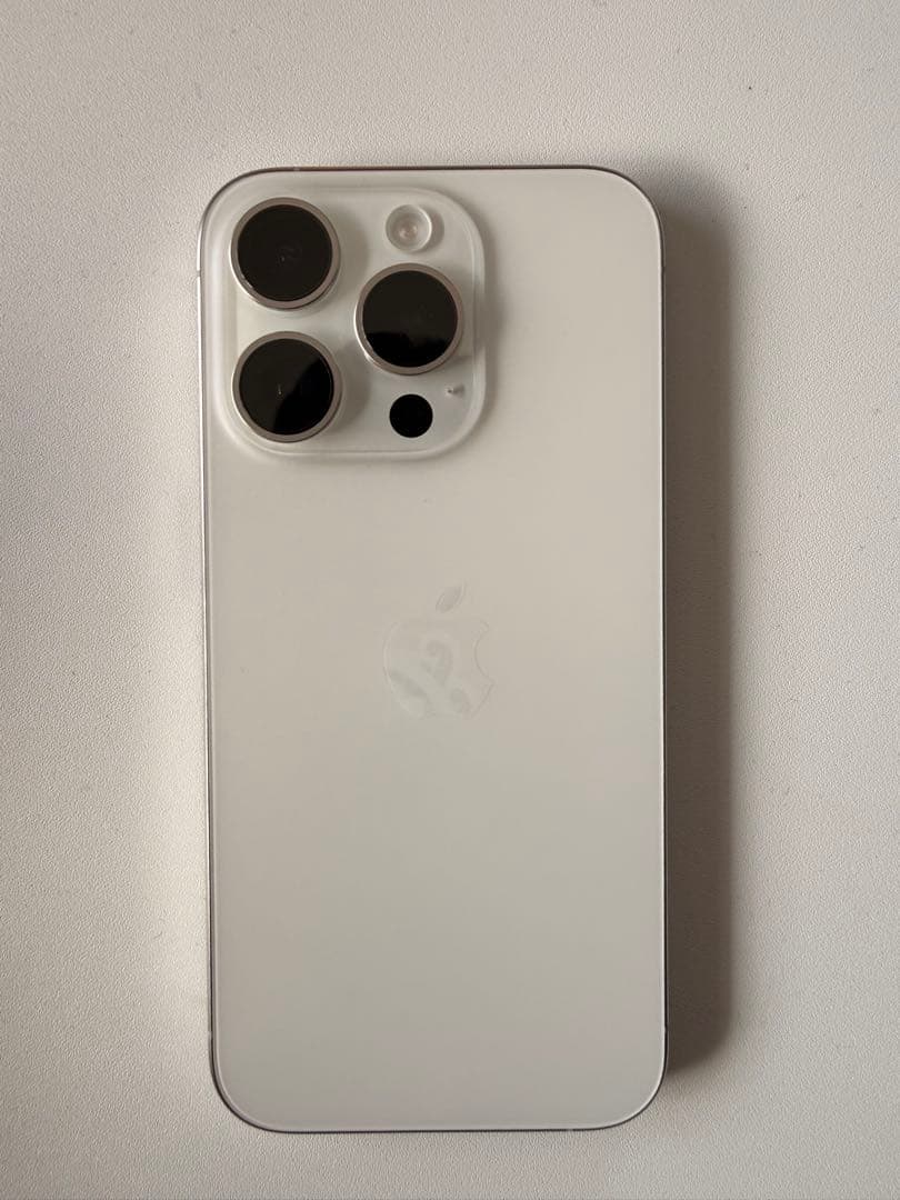 iPhone15Pro 128GB ホワイト iPhone 15 Pro 128GB White Titanium | Cellcom