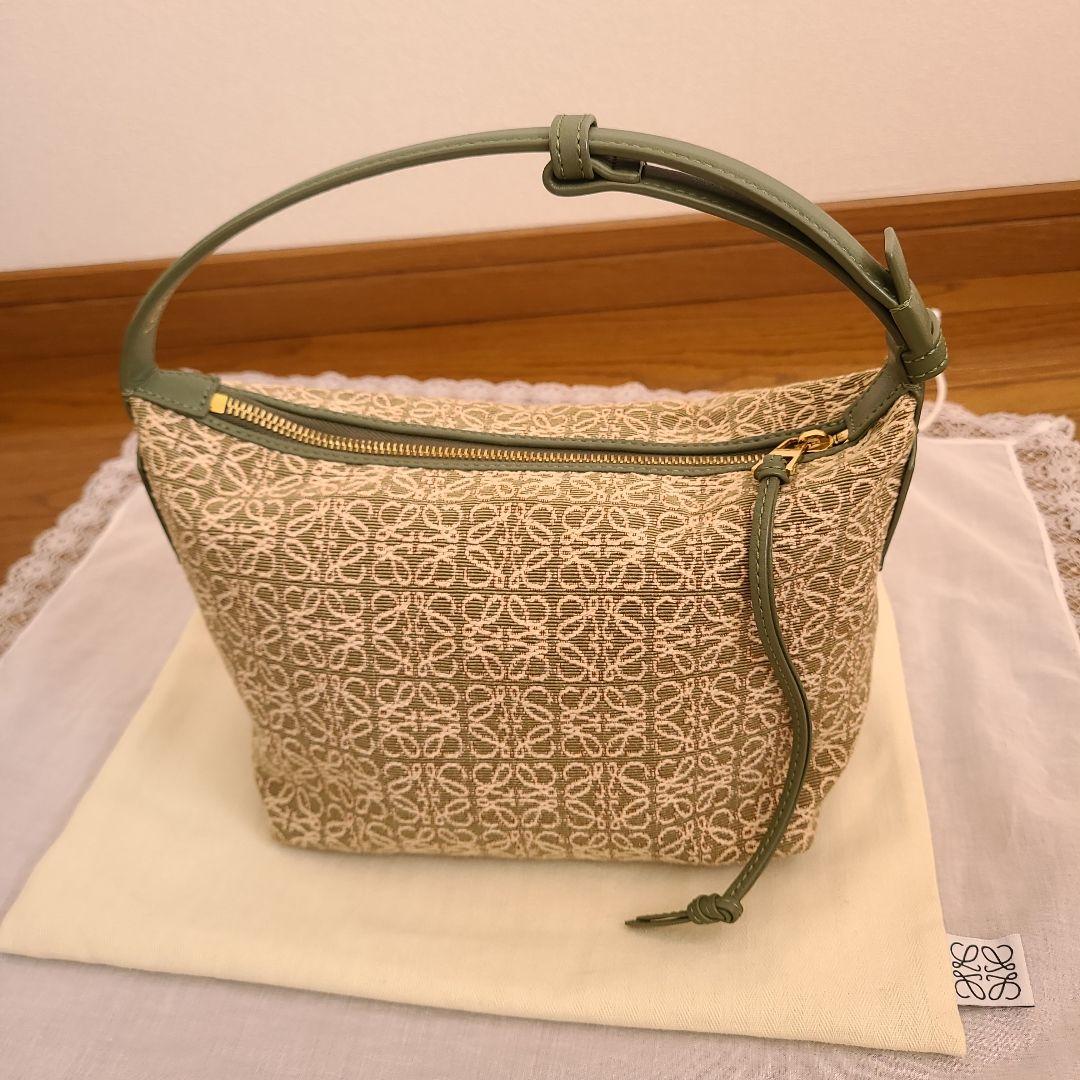 LOEWE キュービィ スモール アナグラムジャカード - メルカリ