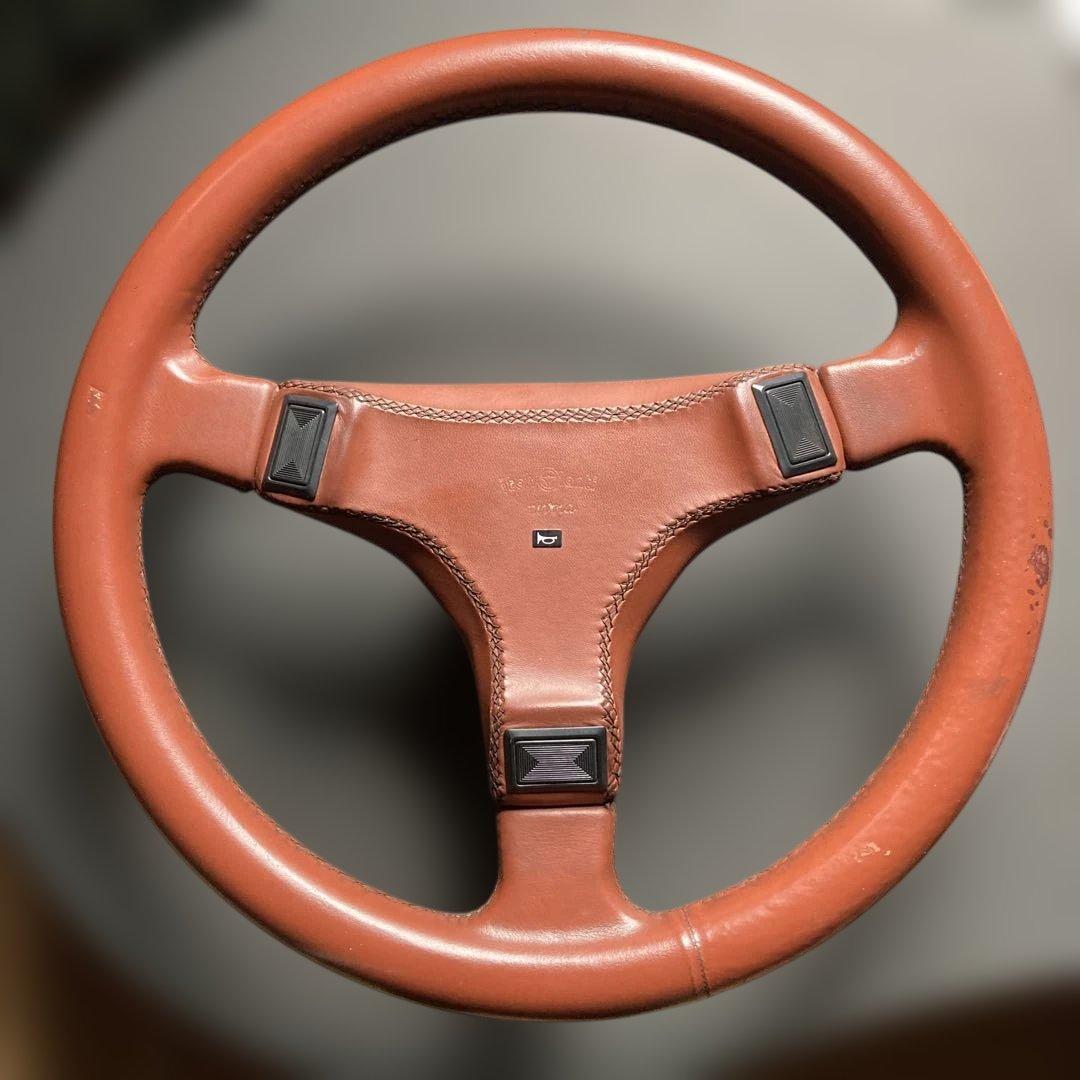 italvolanti イタルボランテ nivola 36Φステアリング85年製 italvolanti イタルボランテ nivola 36Φステアリング85年製 - メルカリ