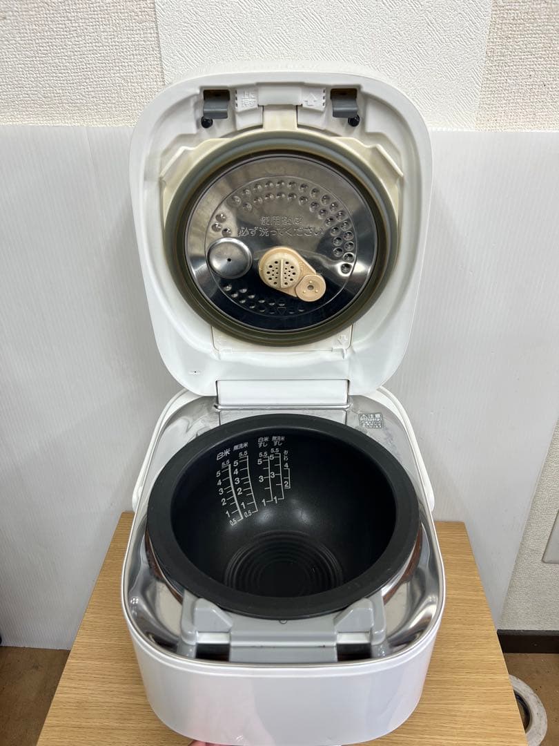 TOSHIBA 圧力IH炊飯器 RC-10VXG 1.0L（5.5合）