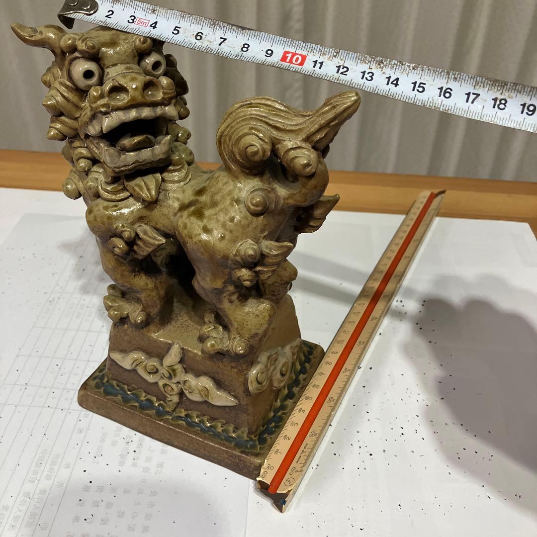 沖縄 琉球 壺屋焼 新里勇人作 台付シーサー ヤチムン やちむん - メルカリ