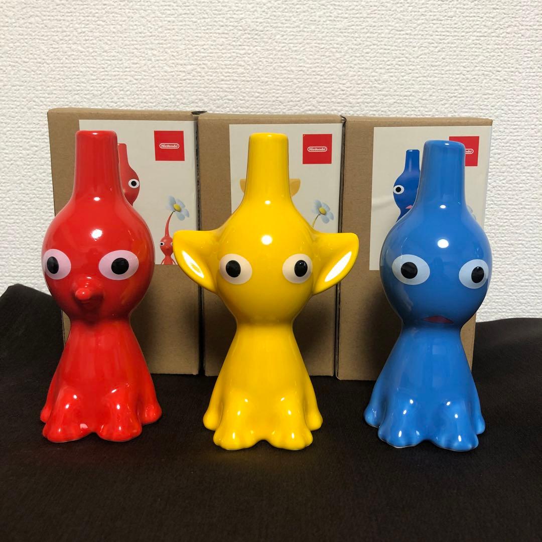 任天堂 ピクミン 花瓶 3点セット インテリア 一輪挿し 赤 青 黄 - メルカリ
