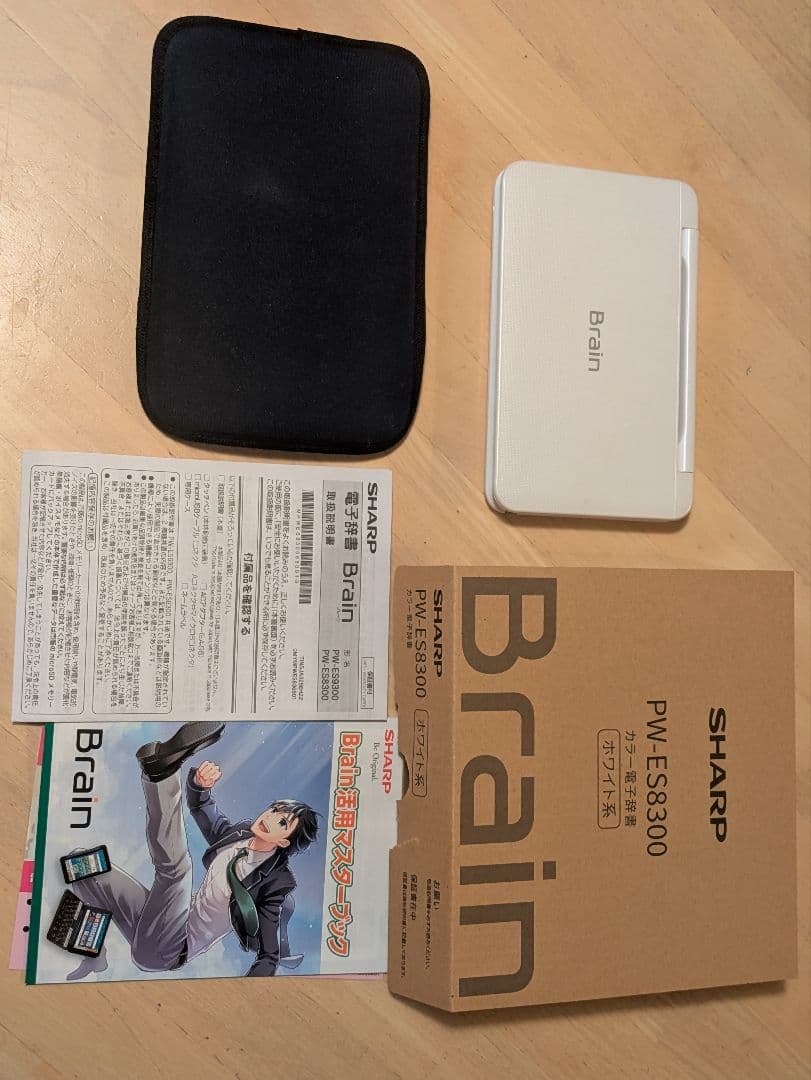 SHARP Brain カラー電子辞書 ホワイト PW-ES8300 - メルカリ