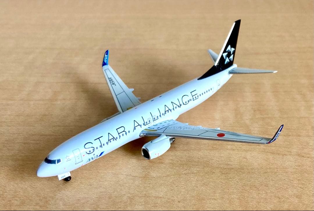 ANA B737-800 スターアライアンス塗装 1/400 - メルカリ
