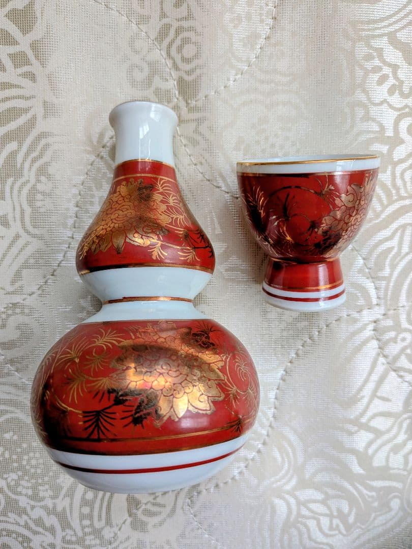 豪華セット】九谷焼 七福神 盃 7客 ＆ 洋山 赤絵金彩 酒器（徳利・猪口