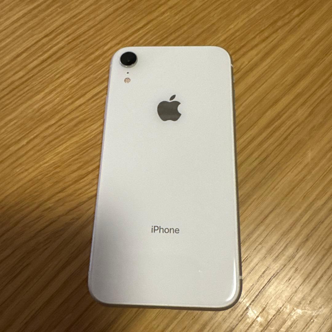 Apple iPhone XR ホワイト