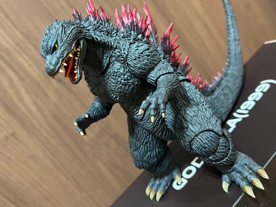 HIYA Toys ハイヤトイズ ゴジラ 2000 - メルカリ
