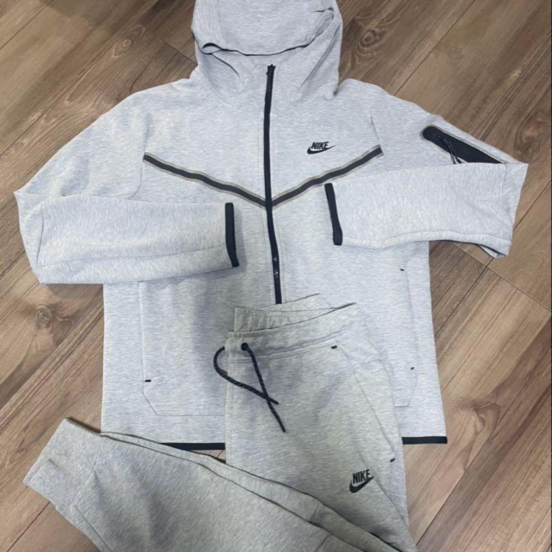 ナイキテックフリース セットアップ 上下 Mサイズ 美品 グレー - メルカリ