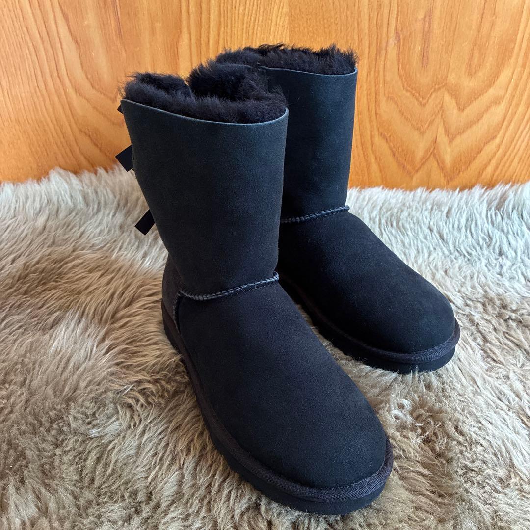 新品・未使用品 UGG アグ CLASSIC BAILEY BOW 24.0cm