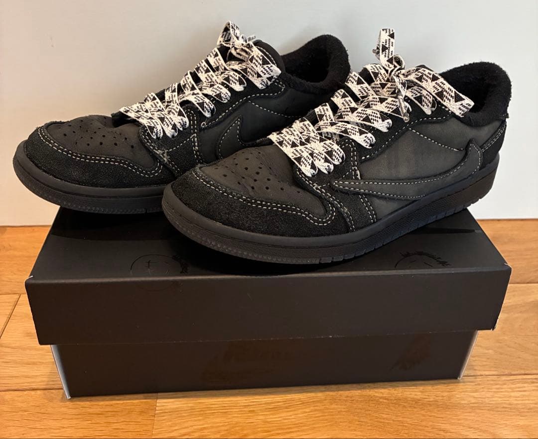 Nike Air Jordan キッズスニーカー ブラック　トラヴィススコット Amazon.com | Jordan Preschool Air 1 Low OG PS DO5442 001 