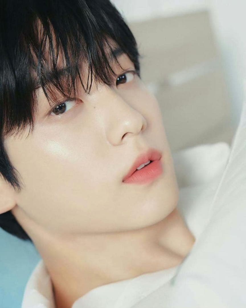 TXT スビンSOOBIN × INTO U 限定コラボセット ⑥ - メルカリ