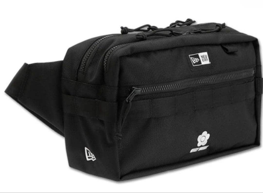 NEW ERA(R) × MARY QUANTスクエア ボディバッグ（ブラック） - メルカリ
