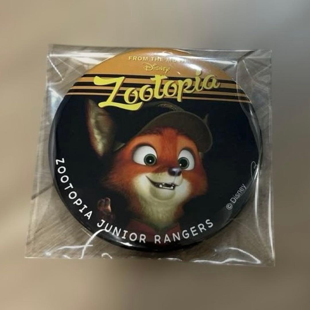 レア ズートピア 幼少期 ニック スタンド付き缶バッジ 希少品 - メルカリ