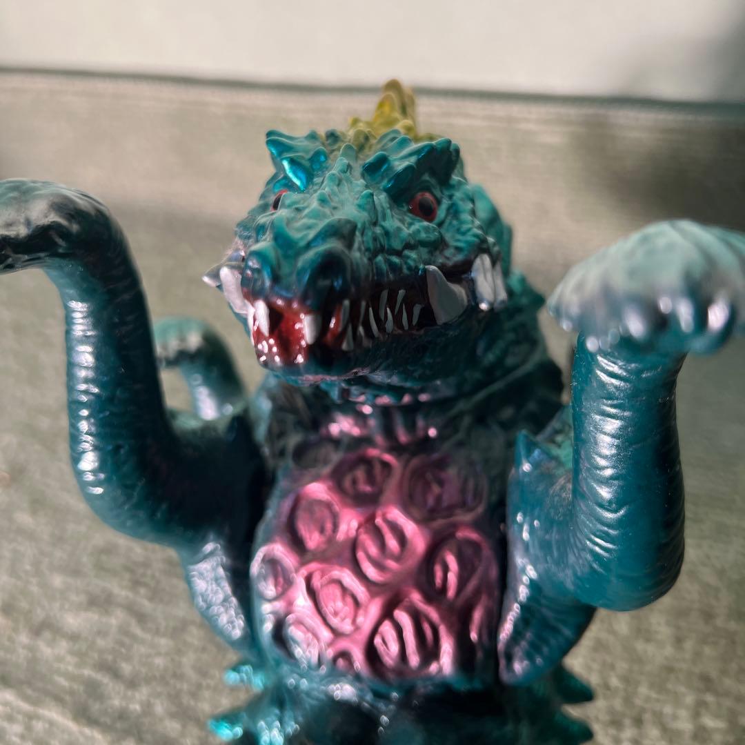 ファンクラブ限定「東宝怪獣ビオランテ」 | Shop at Mercari from