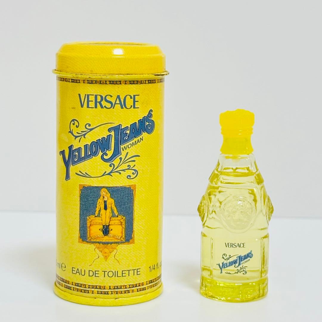新品 ヴェルサーチ イエロージーンズ ウーマン オードトワレ 香水 7.5