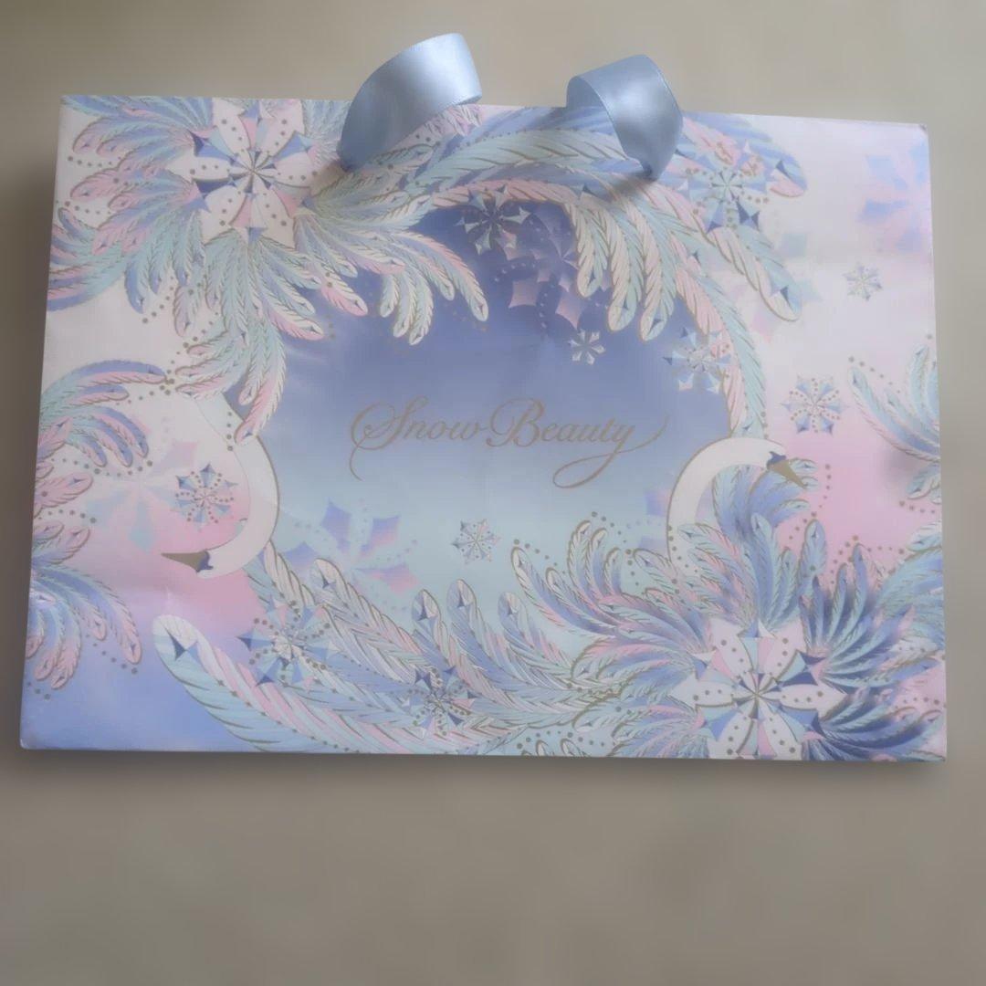 スノービューティー2024＆2025 本体＋ハンドクリーム＋パフ＋