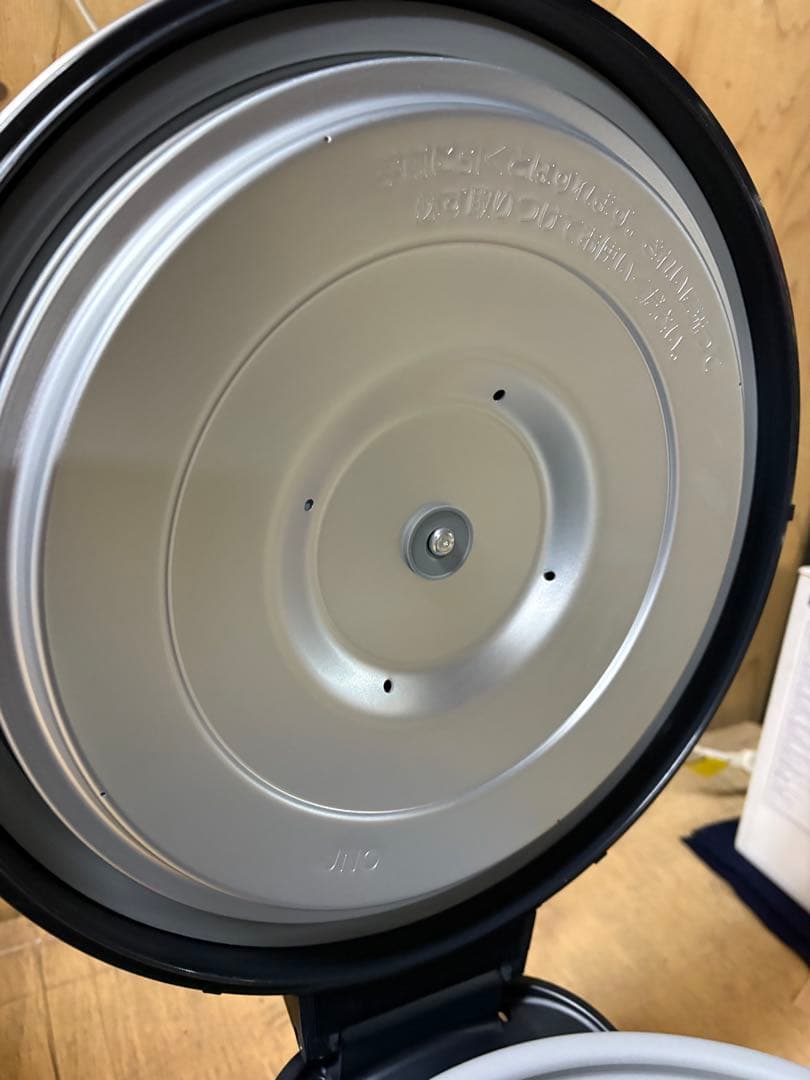 タイガー 業務用ジャー炊飯器JNO-A270 未使用　美品 2.7L 1.5升