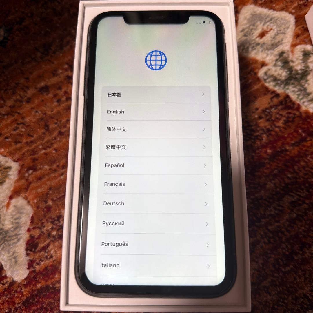 Apple iPhone 11 本体 ブラック　カバー付き ip11-2002bk-01.jpg