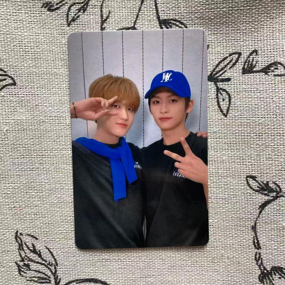 LE SSERAFIM チェウォン SPAGHETTI ユニバ 直筆 UMS ②