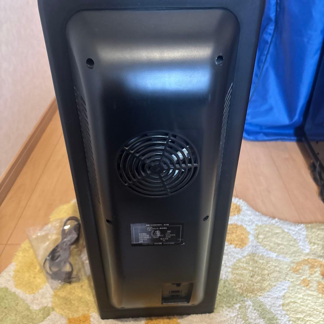 非売品】 アーモンドアイG1 7勝記念 自動販売機型保冷庫 俺の自販機