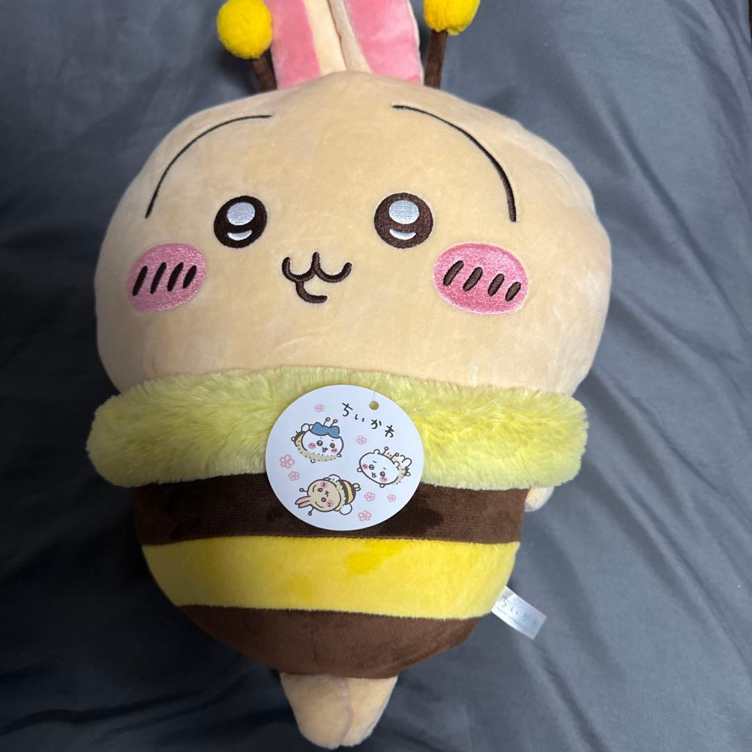 ちいかわ ハチさんbigぬいぐるみ ハチ うさぎ - メルカリ