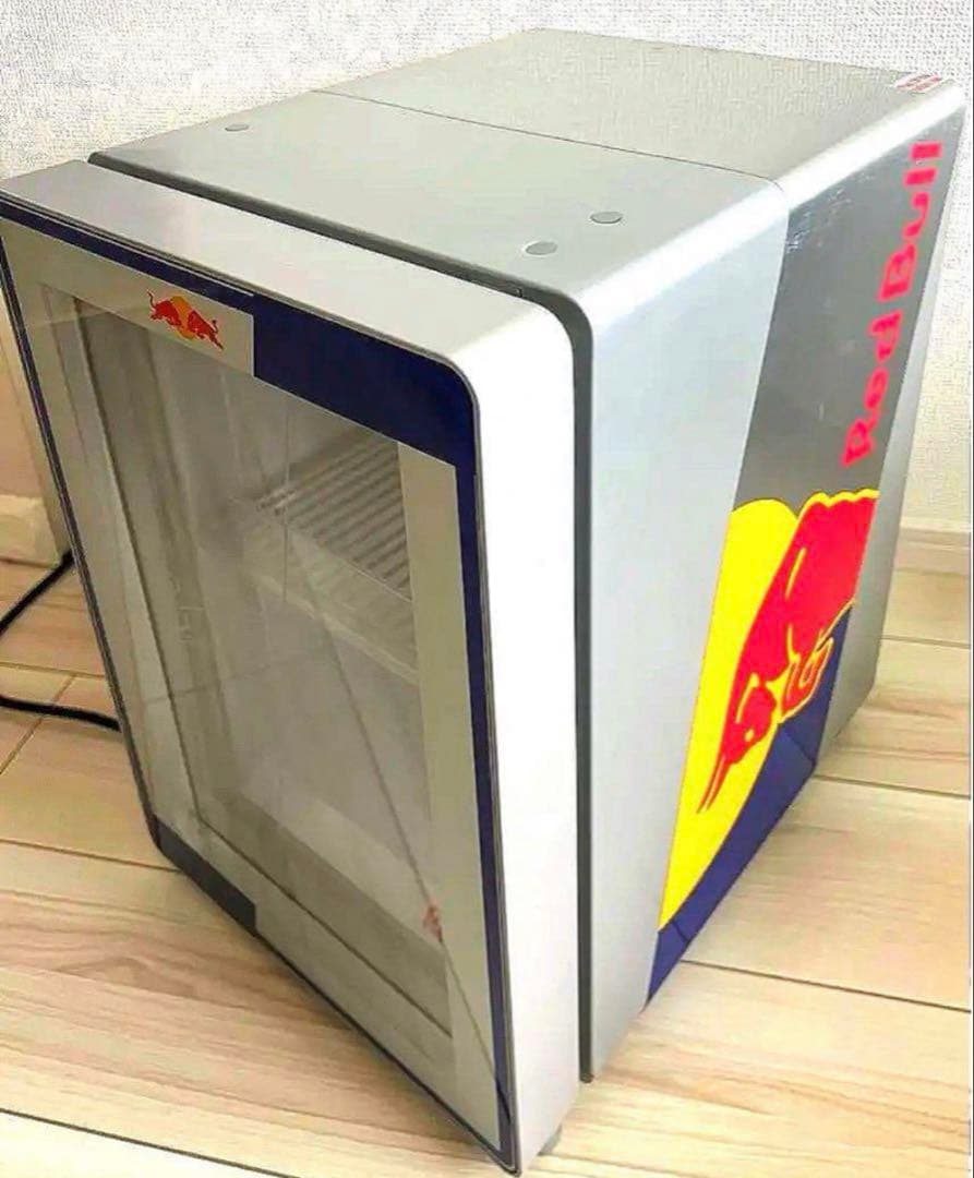 超希少〗RedBull 小型冷蔵庫！ - メルカリ
