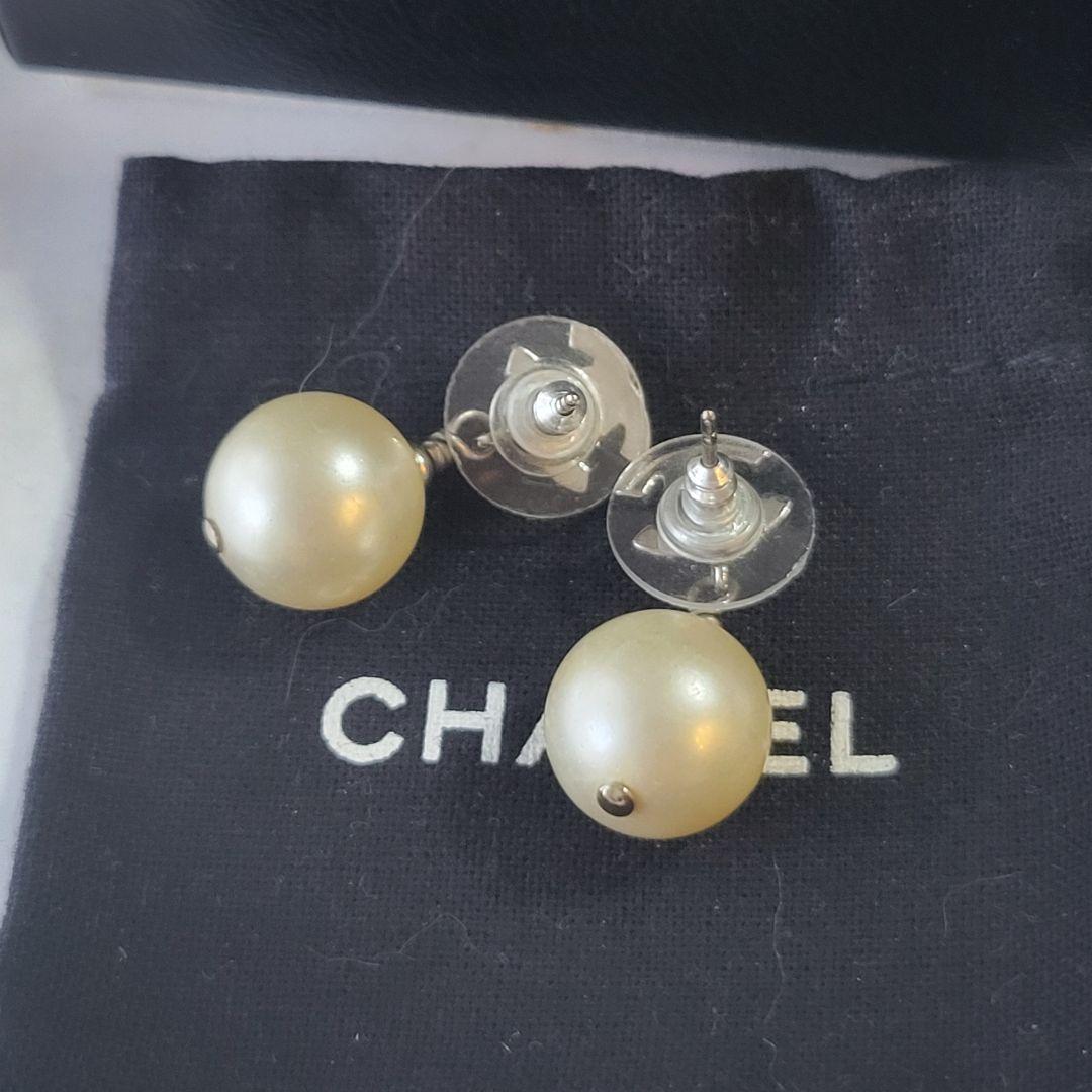 ♡幸運引き寄せ♡【CHANELシャネル】CC ココマーク パール ピアス