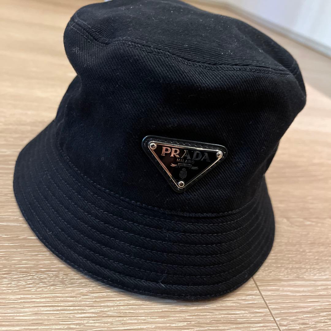 PRADA ブラック バケットハット - メルカリ