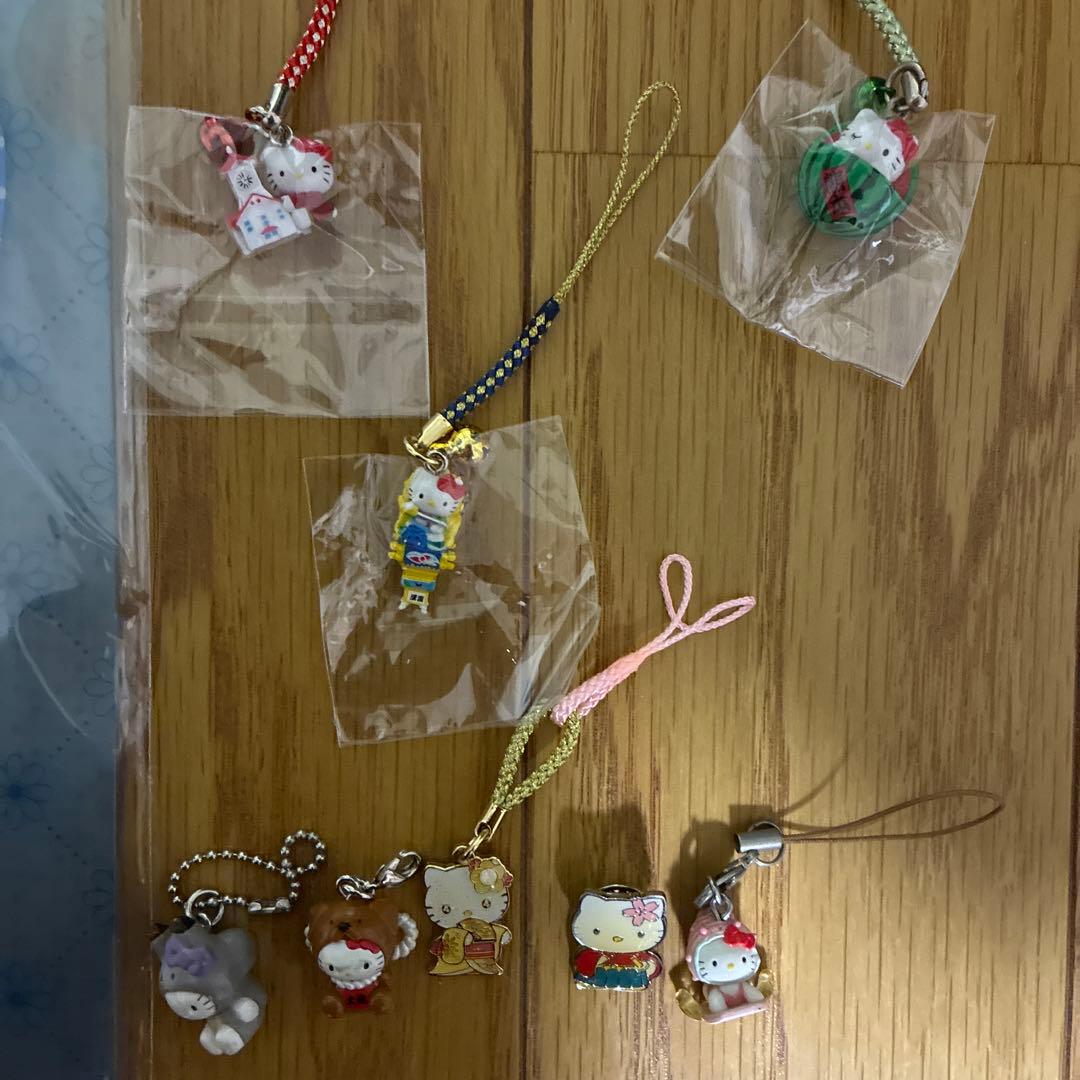 匿名配送:28個セット】ご当地キティ まとめ出品 ハチミツとクローバー