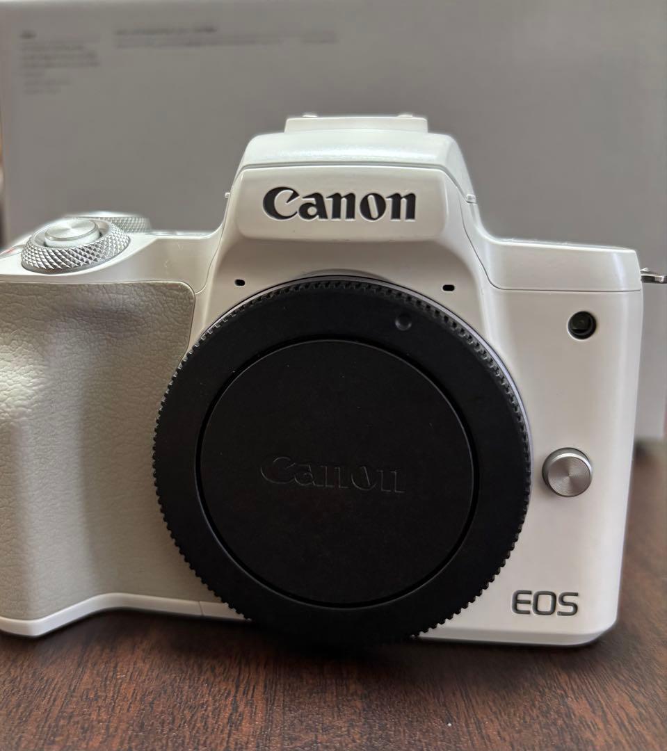 Canon EOS Kiss M2 ダブルレンズセット・純正電池パック2個付の通販