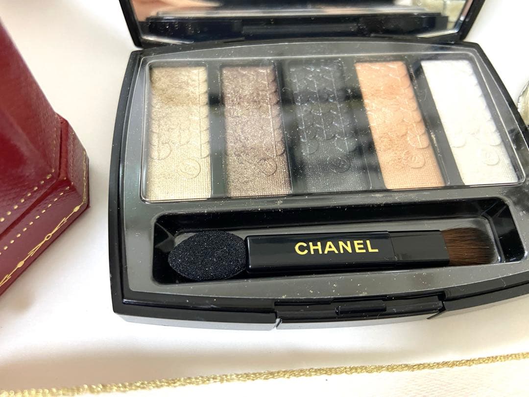 使用一回】クリスマス限定CHANEL ルミエールグラッフィック アイ