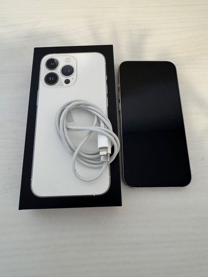 Apple iPhone 13 Pro アルパイングリーン バッテリー100%